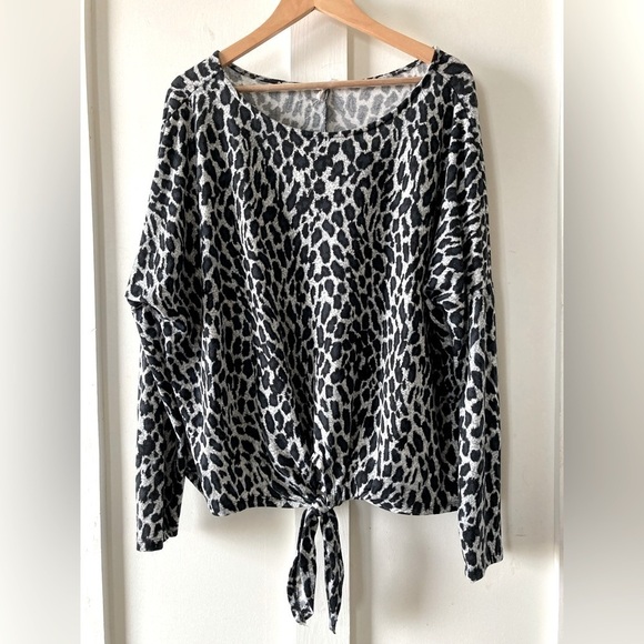 Easel leopard print drop shoulder tie waist Large blouse - Picture 1 of 9